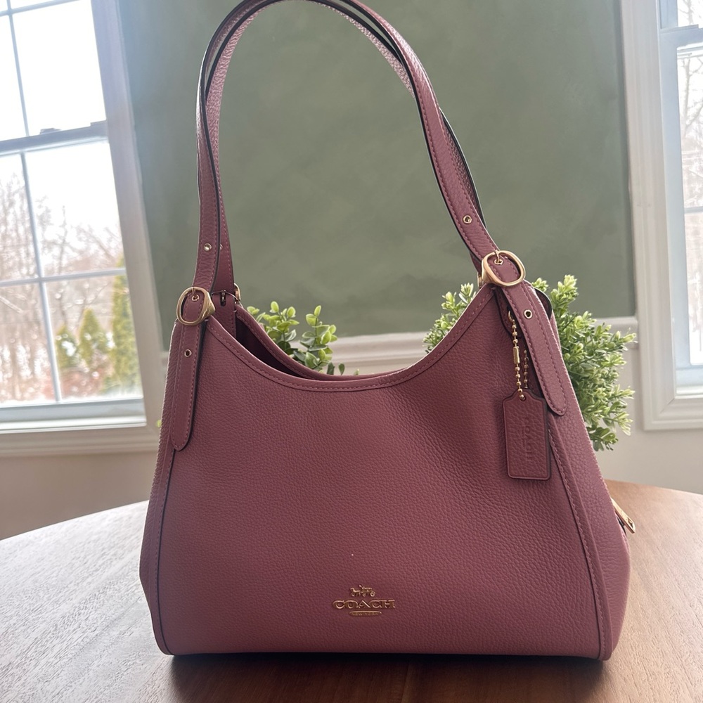 Coach 🌸 Erin Shoulder Bag 🌸 COLOR: Gold/Peony - Picture 4 of 5